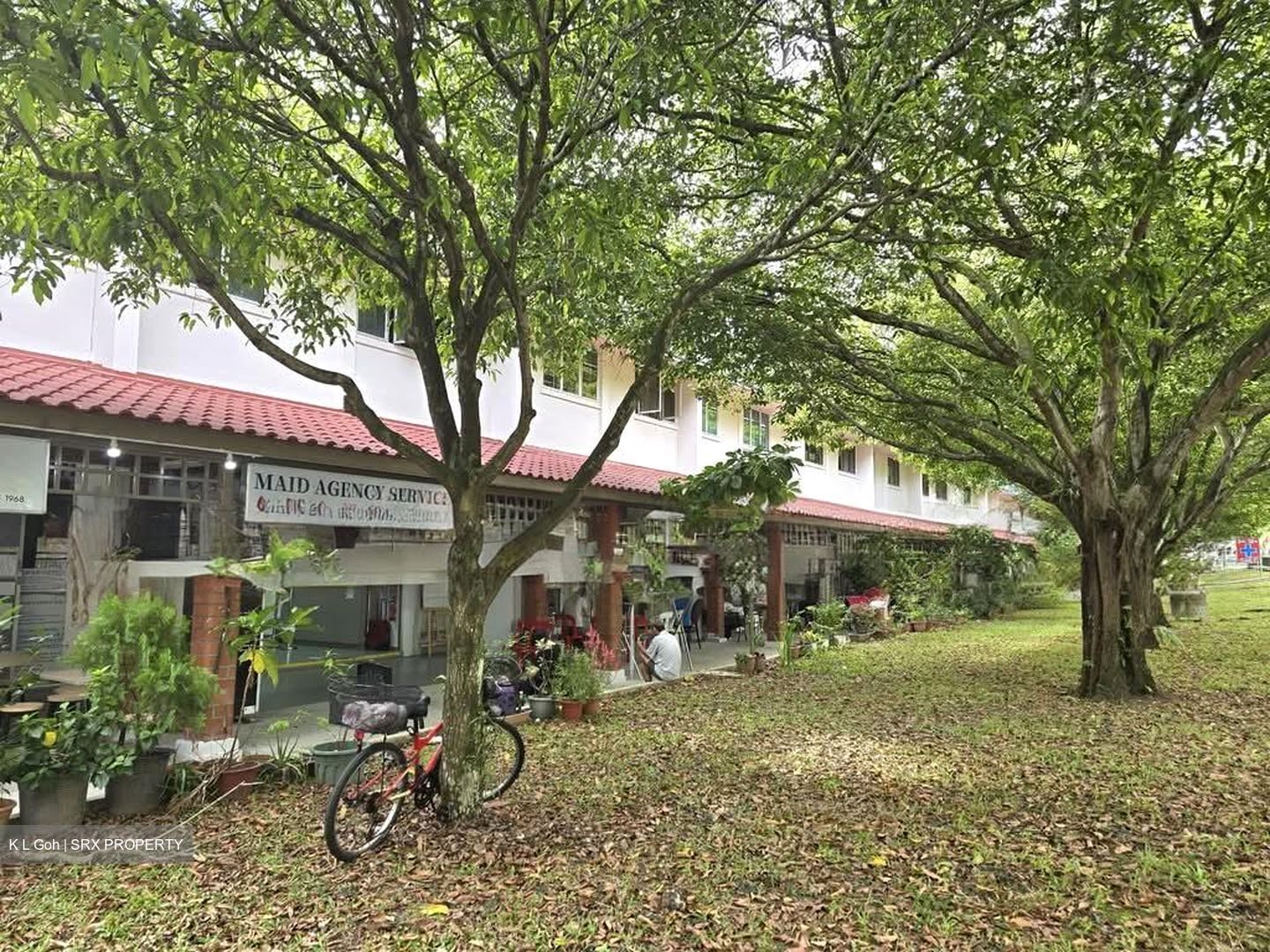 Ang Mo Kio Avenue 10 (D20), Retail #594984451